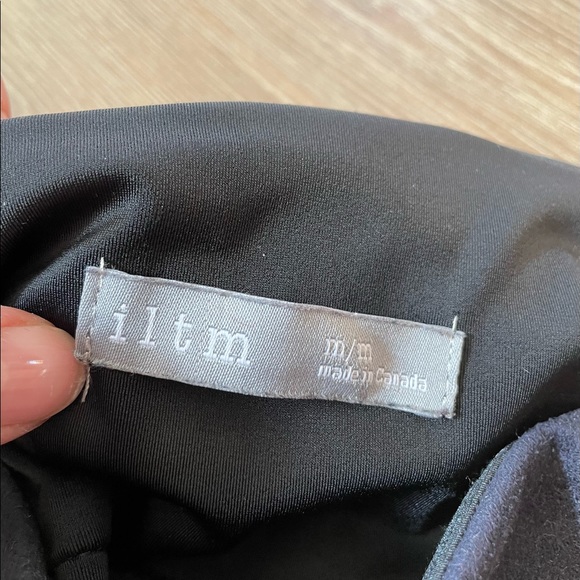 “I Love Tyler Madison” 💙 Leggings - the Quinn - size M NAVY - Picture 5 of 11